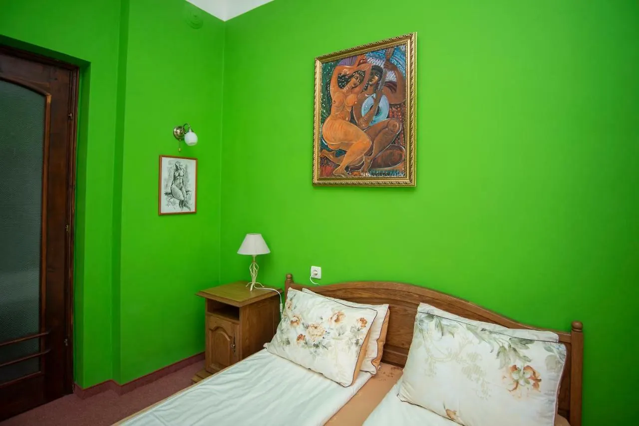 Art Studios Elsor Burgas 2*,